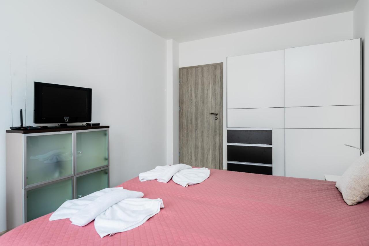 Apartment Cozy And Functional Business One-bedroom Sofia